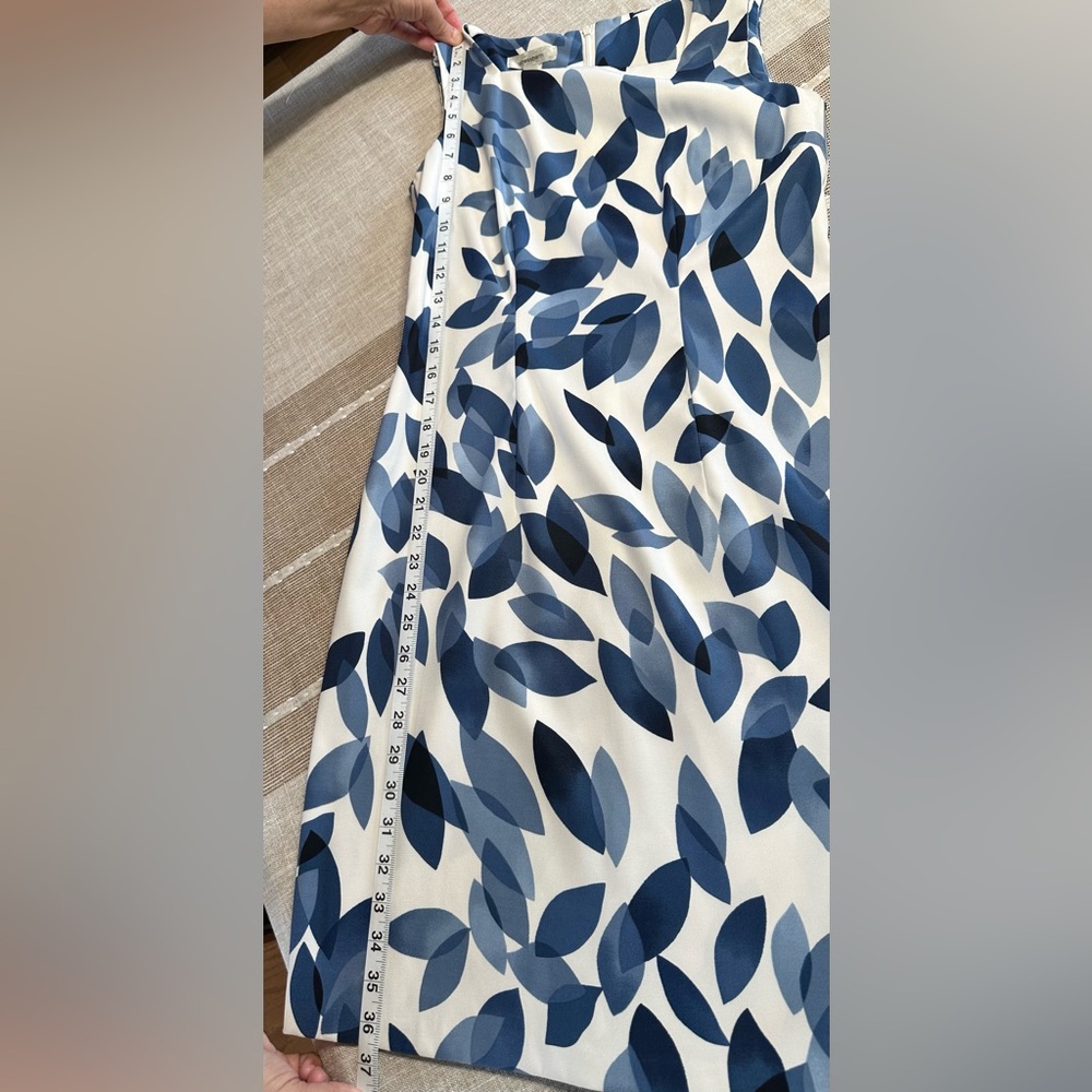 Dressbarn Sz 4 Blue and White Sheath Midi Dress Sleeveless - Picture 9 of 12